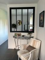 A vendre à la campagne entre GODERVILLE et FECAMP superbe bâtiment rénové avec jardin