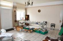En exclusivité, grande maison de caractère avec jardin et batiment idéalement située dans le centre bourg de ELETOT 76540  