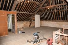 En exclusivité, grande maison de caractère avec jardin et batiment idéalement située dans le centre bourg de ELETOT 76540  