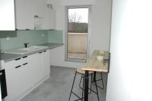 A vendre, appartement 1 chambre avec balcon situé dans une résidence calme avec ascenseur et garage