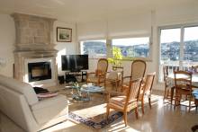A vendre, superbe maison idéalement située avec vue imprenable sur le port et la ville  