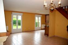 Pavillon 93m², en très bon état avec jardin à vendre dans le centre de Valmont à deux pas des commerces  