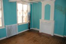 A vendre maison ancienne avec beau volume