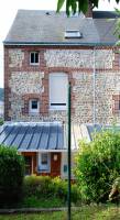 A vendre maison de ville avec grand jardin à FECAMP non loin du port  