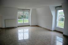 A vendre à FECAMP 76400 proche commodité appartement 2 chambre + bureau