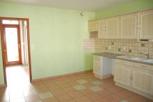 Maison à acheter belle superficie habitable avec jardin 