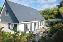 Superbe pavillon individuel avec sous-sol et jardin idéalement situé au calme à Fécamp