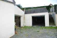 Proximité directe de FECAMP: immeuble à vendre avec jardin et garages