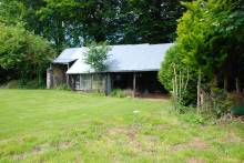 A vendre terrain à bâtir de 1000m² avec bâtiments axe Fécamp / Cany-Barville