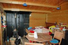 A vendre chalets édifiés sur terrain constructible de 1020m² situés dans un environnement calme proche de Valmont  