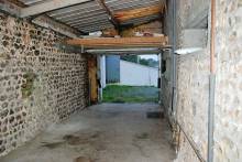 Proximité directe de FECAMP: immeuble à vendre avec jardin et garages