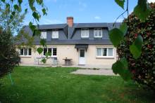 LONGERE ENTIERE RENOVE A VENDRE AXE FECAMP ETRETAT VIVABLE DE PLAIN PIED