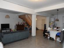 A vendre maison rénovée avec cour /  beaux volumes à FECAMP