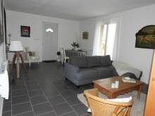 A vendre à la campagne entre GODERVILLE et FECAMP superbe bâtiment rénové avec jardin