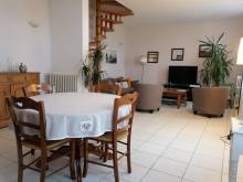 A vendre proche de FECAMP 76400 maison 3 chambres avec grandes pièces de vie et jardin