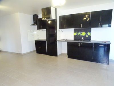 A vendre appartement entièrement rénové, 2 chambres, au rez de chaussé proches des commerces à FECAMP FECAMP  