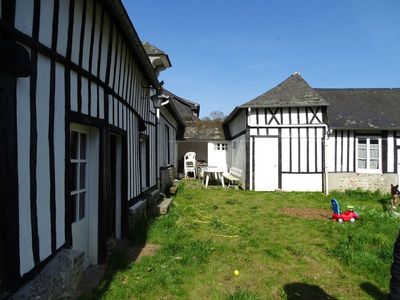 A vendre maison colombages proche de FECAMP à 2 pas de la mer et des commerces 76400