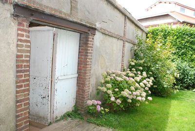 A vendre maison bourgeoise en plein centre de FECAMP avec jardin, grand garage et dépendances 76
