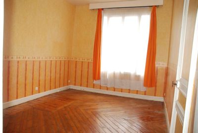 Maison bourgeoise avec 8 chambres jardin garage plein centre de FECAMP 76